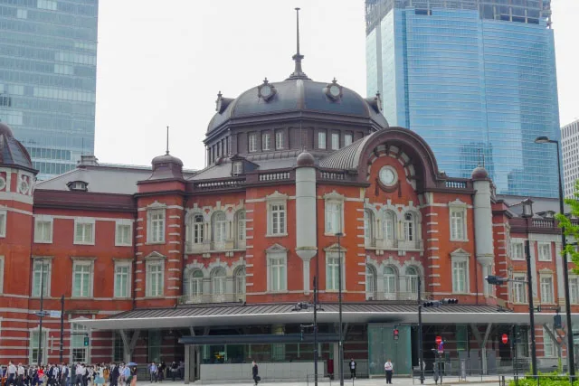 Tokyo Station pickup — Seamless connection from the Shinkansen
