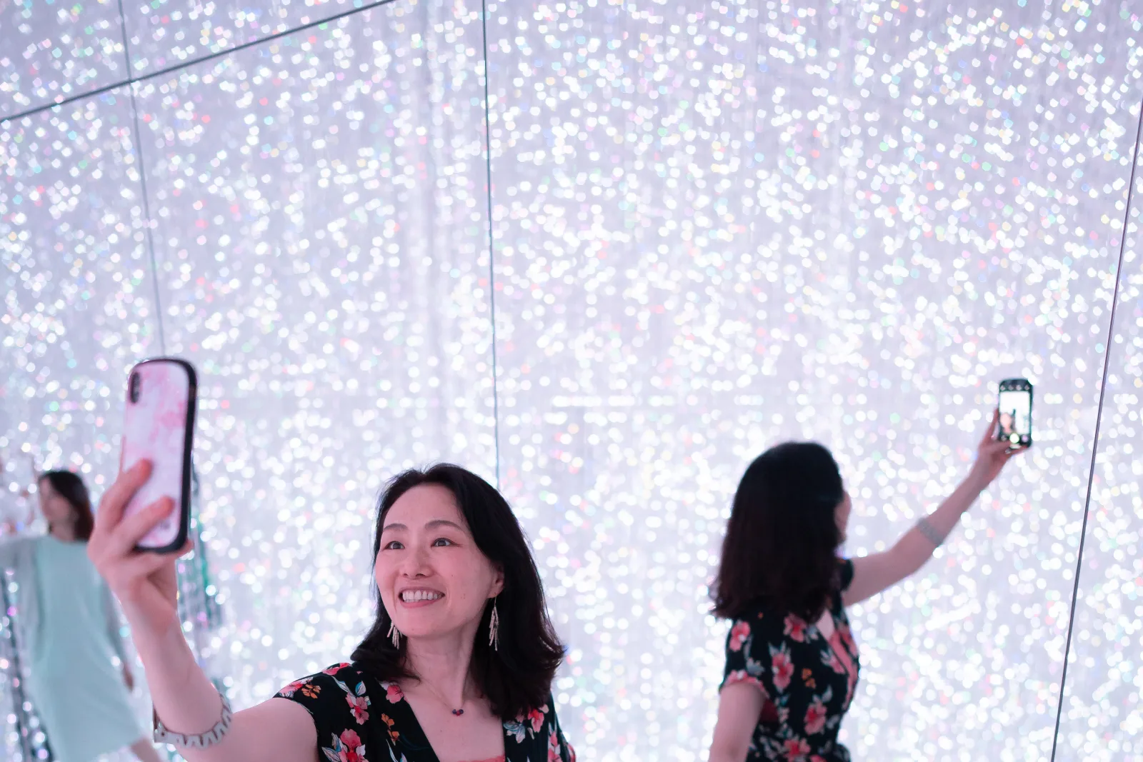 Inside the Crystal Universe room of light at teamLab Planets in Tokyo