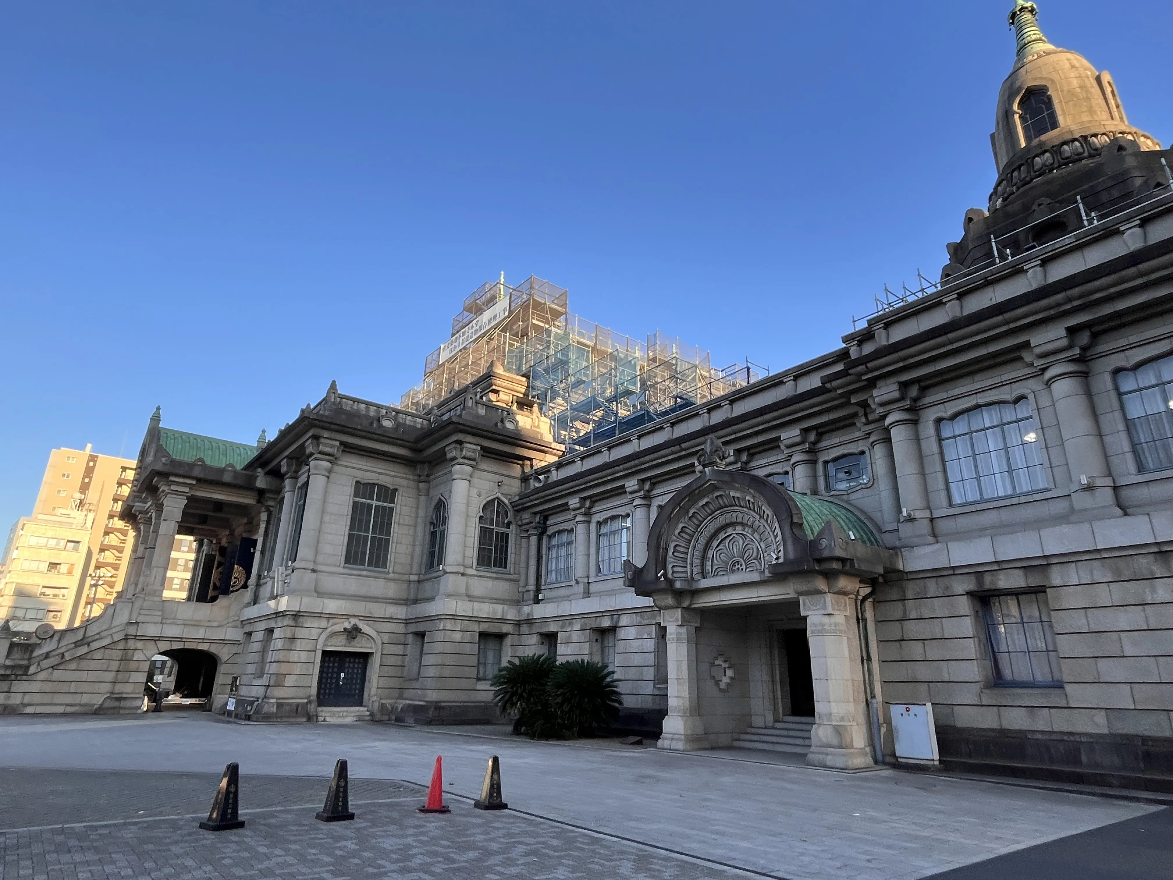 Side view of Tsukiji Hongwanji